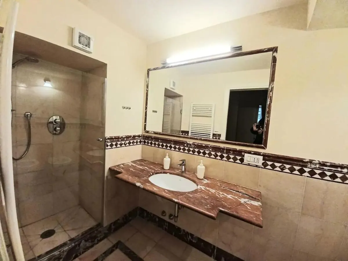 Albizi Tiziano Apt 109 Florence Apartment