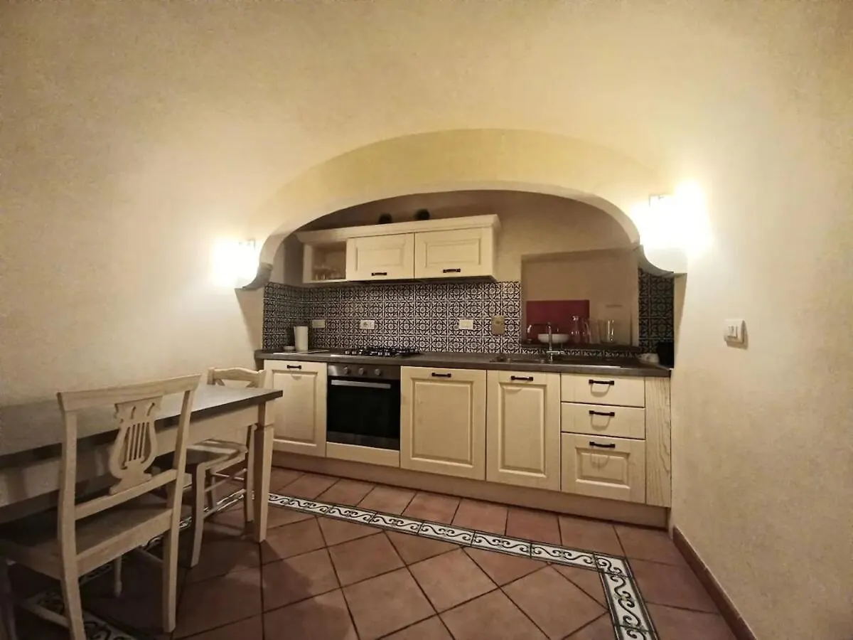 Albizi Tiziano Apt 109 Florence Italy